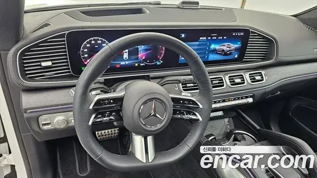 Mercedes-Benz GLE-Class 2025 — Фото 13/20