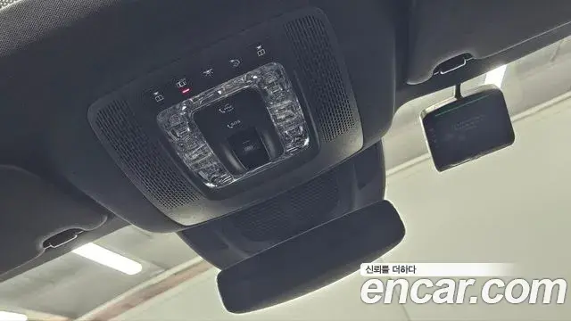 Mercedes-Benz GLE-Class 2025 — Фото 17/20