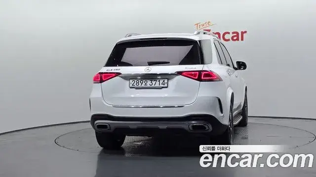 Mercedes-Benz GLE-Class 2019 — Фото 4/20