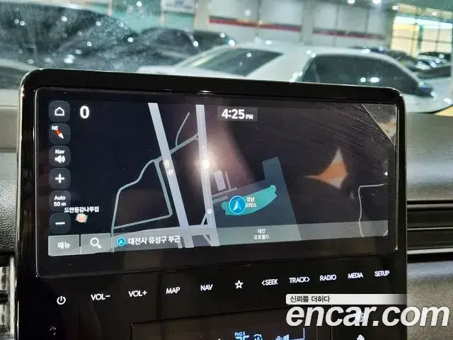 Hyundai Staria 2025 — Фото 10/19