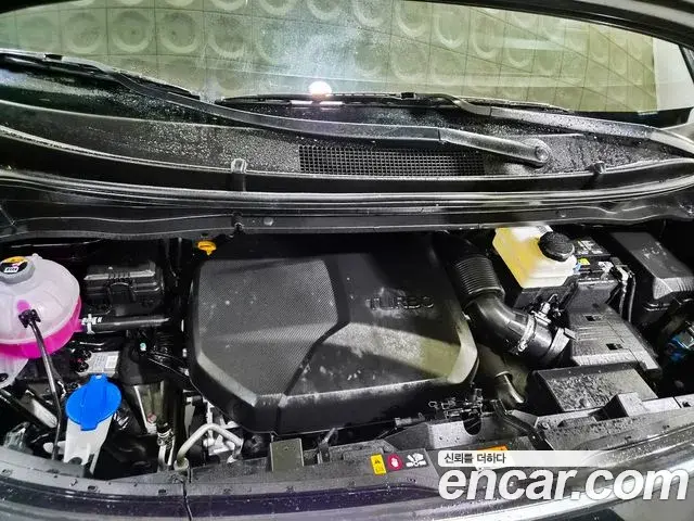 Hyundai Staria 2025 — Фото 18/19