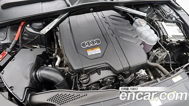 Audi A4 2023 — Фото 5/20