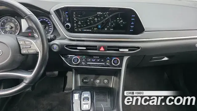Hyundai Sonata 2020 — Фото 14/20