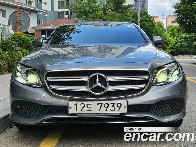 Mercedes-Benz E-Class 2018 — Фото 2/20