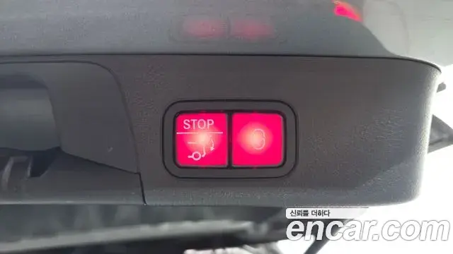 Mercedes-Benz EQB 2023 — Photo 5/31