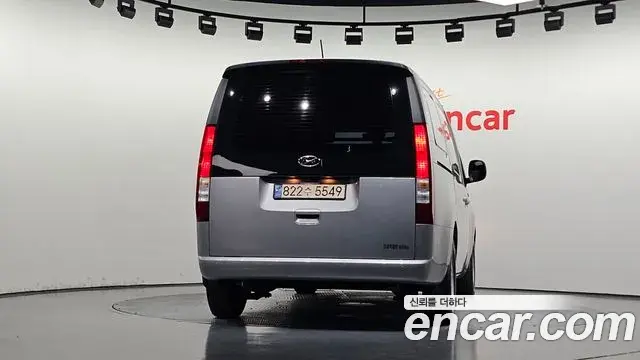 Hyundai Staria 2022 — Фото 4/20