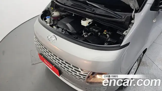 Hyundai Staria 2022 — Фото 6/20