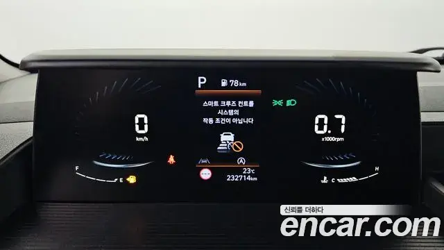 Hyundai Staria 2022 — Фото 8/20