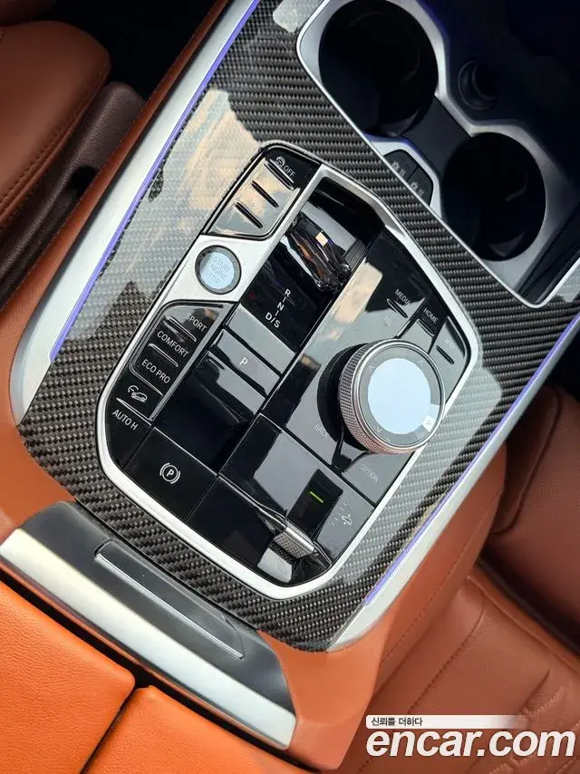 BMW X7 2025 — Фото 14/20