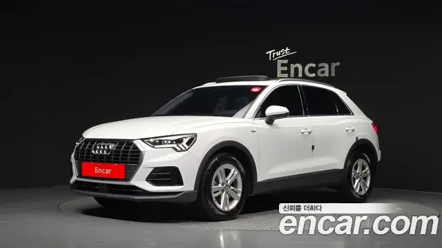 Audi Q3 2020 — Фото 1/20