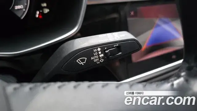 Audi Q3 2020 — Фото 18/20