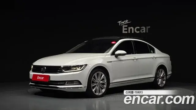 Volkswagen Passat GT 2018 — Фото 1/20