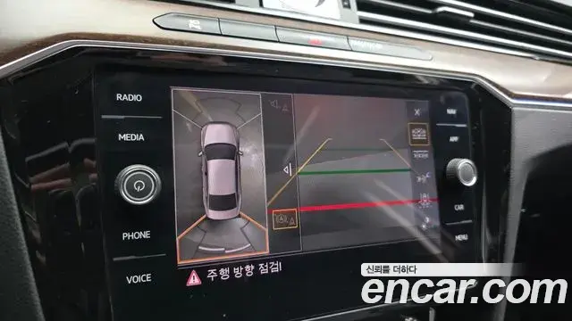 Volkswagen Passat GT 2018 — Фото 15/20