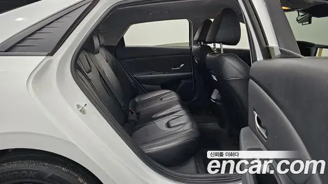 Hyundai Avante 2022 — Фото 12/20