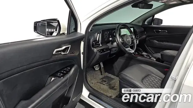 Kia Sportage 2022 — Фото 10/20