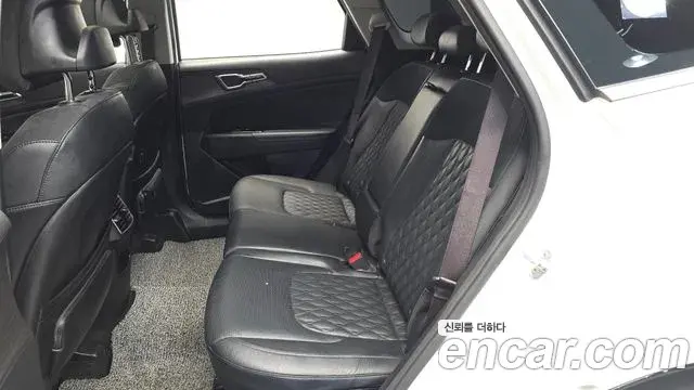 Kia Sportage 2022 — Фото 11/20