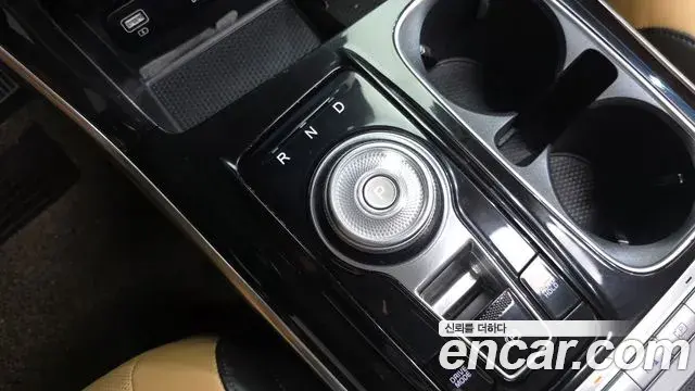 Kia Carnival 2022 — Фото 9/20