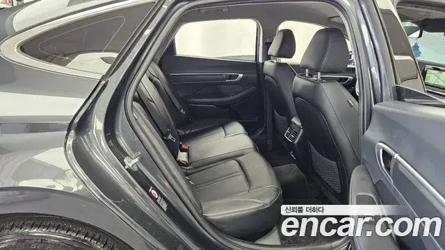 Hyundai Sonata 2022 — Фото 12/20