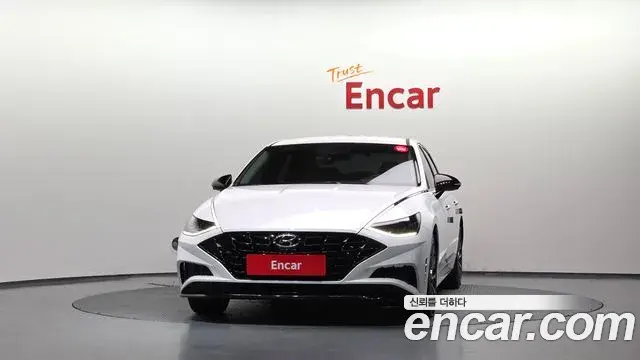 Hyundai Sonata 2021 — Фото 2/20