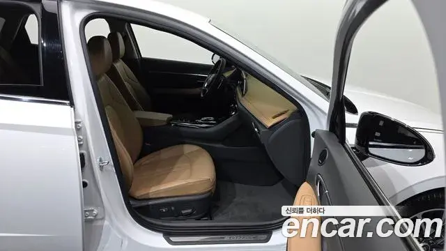 Hyundai Sonata 2021 — Фото 11/20