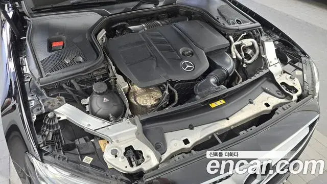 Mercedes-Benz E-Class 2018 — Фото 6/20