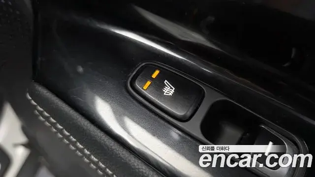 Kia Niro 2020 — Фото 19/20