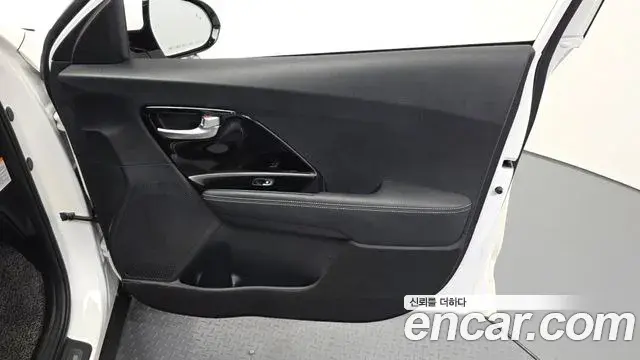 Kia Niro 2020 — Şəkil 3/32