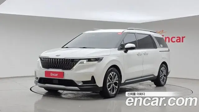 Kia Carnival 2021 — Фото 1/20