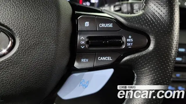 Hyundai Veloster 2019 — Фото 17/20