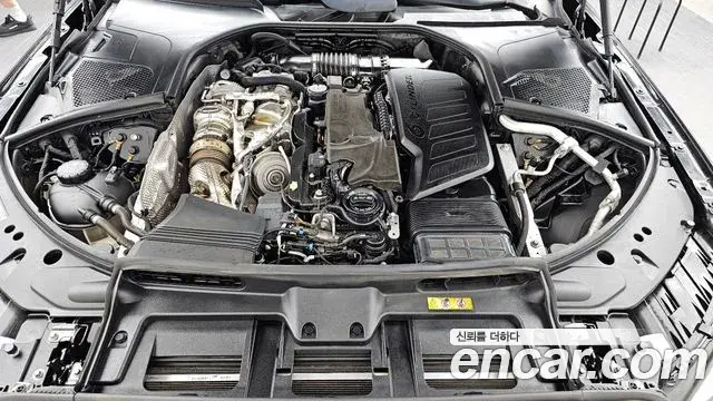 Mercedes-Benz S-Class 2022 — Фото 6/20