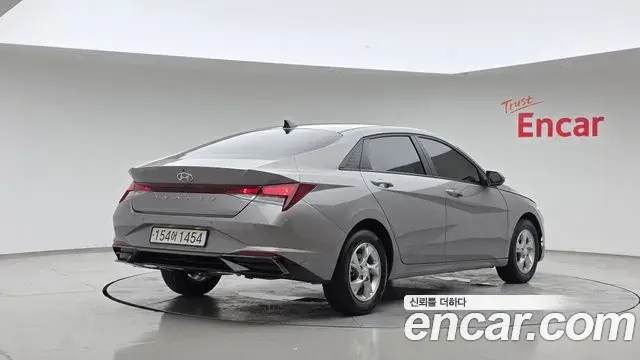 Hyundai Avante 2022 — Фото 2/20