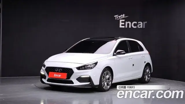 Hyundai i30 2019 — Фото 1/20