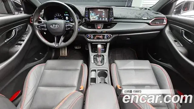 Hyundai i30 2019 — Фото 7/20