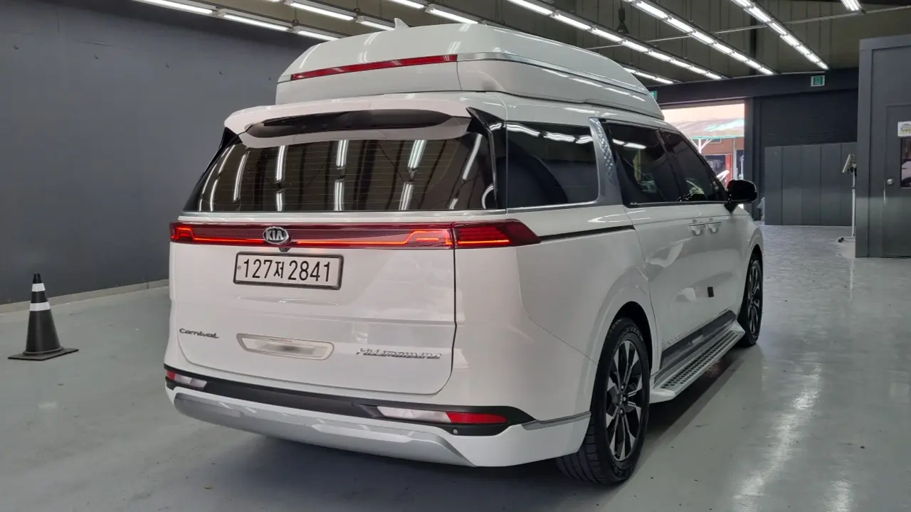 Kia Carnival 2021 — Şəkil 1/18