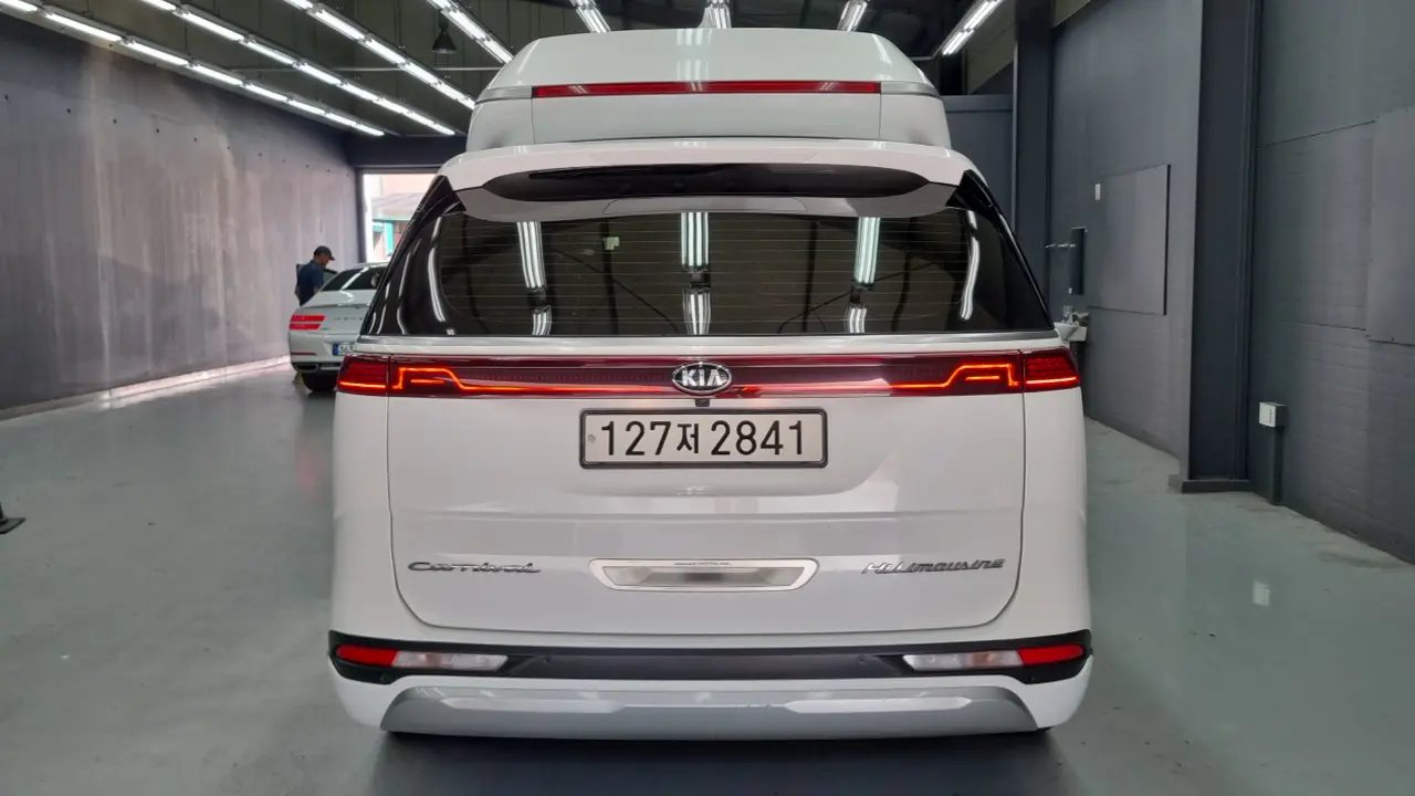 Kia Carnival 2021 — Şəkil 3/18