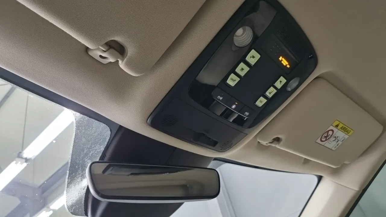 Kia Carnival 2021 — Şəkil 12/18