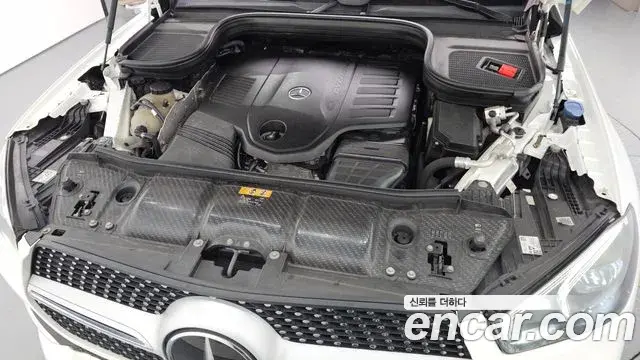 Mercedes-Benz GLE-Class 2020 — Фото 6/20