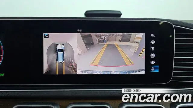 Mercedes-Benz GLE-Class 2020 — Фото 15/20