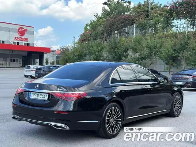 Mercedes-Benz S-Class 2022 — Фото 2/20
