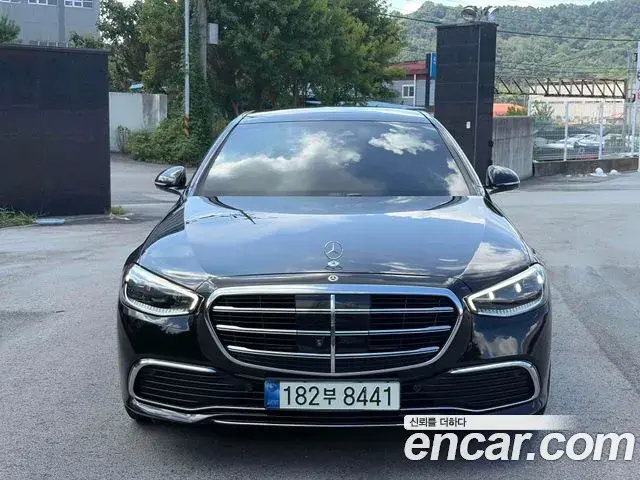 Mercedes-Benz S-Class 2022 — Фото 3/20