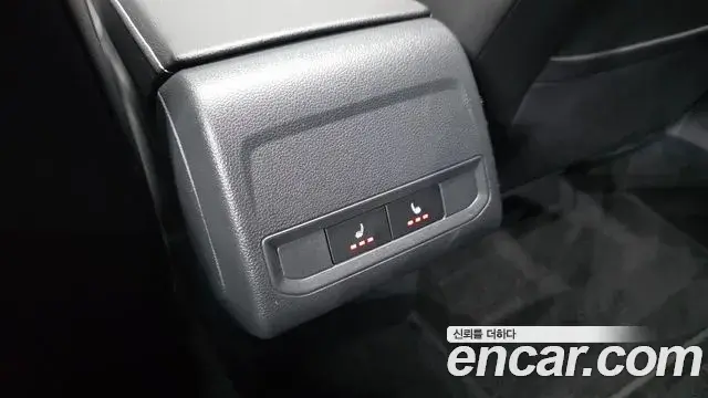 Volkswagen Jetta 2022 — Şəkil 18/32