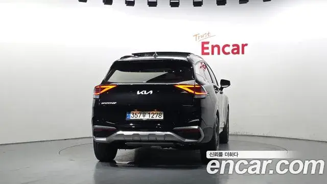 Kia Sportage 2022 — Фото 4/20