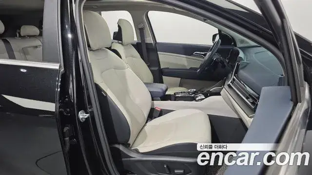 Kia Sportage 2022 — Фото 12/20