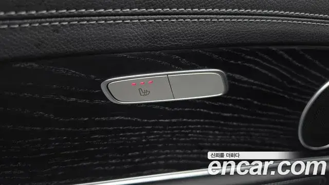 Mercedes-Benz E-Class 2021 — Фото 20/20