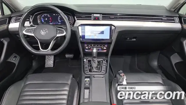 Volkswagen Passat GT 2022 — Фото 7/20