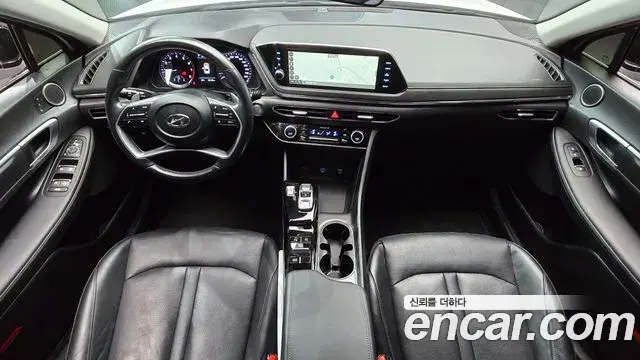 Hyundai Sonata 2021 — Фото 7/20