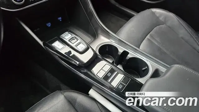 Hyundai Sonata 2021 — Фото 9/20