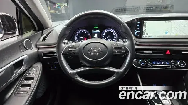 Hyundai Sonata 2021 — Фото 13/20