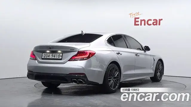Genesis G70 2018 — ფოტო 24/31