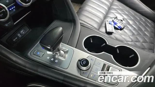 Genesis G70 2018 — ფოტო 8/31